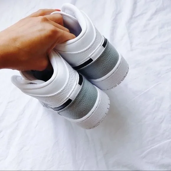 Custom Nike air jordan black and dark gray - Picture 6 of 9